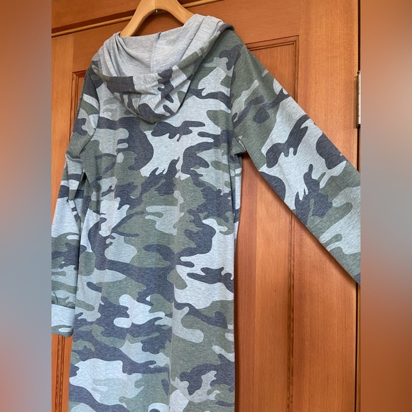 Cyrus | Camo Print Knit Duster Hooded Cardigan - Picture 9 of 14